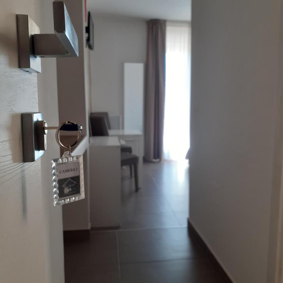 Sweet Suite Margherita B&B Маргерита ди Савоя Екстериор снимка