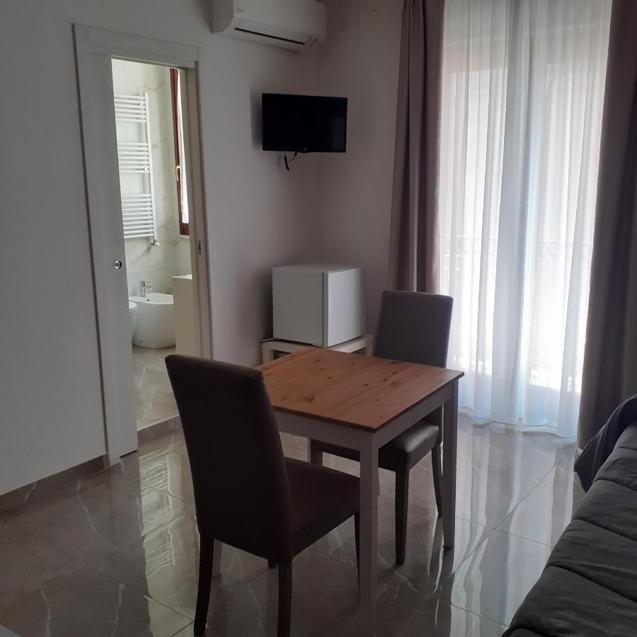 Sweet Suite Margherita B&B Маргерита ди Савоя Екстериор снимка