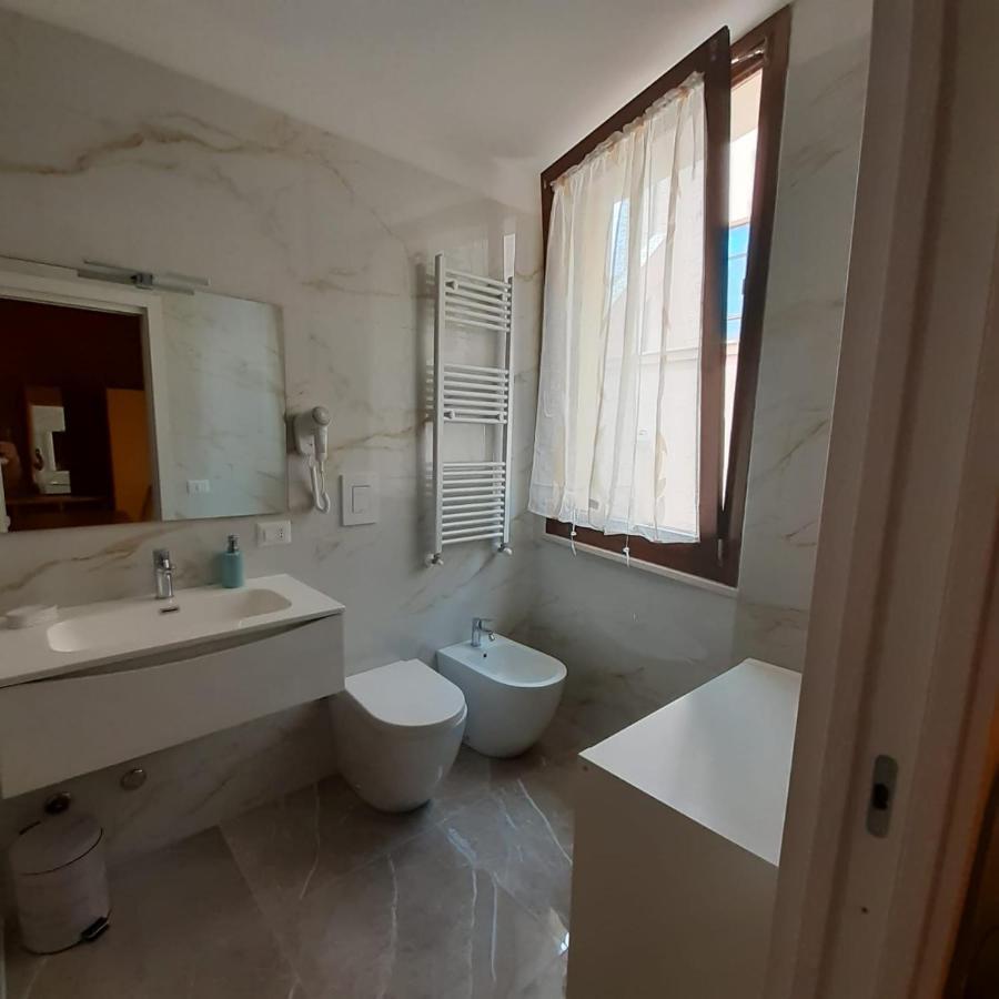Sweet Suite Margherita B&B Маргерита ди Савоя Екстериор снимка